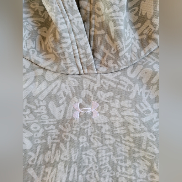 Girls yxl under armour hoodie - Picture 6 of 6